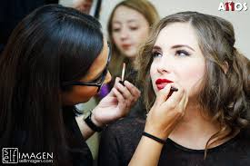 Cursos de Maquillaje y Peinado Profesionales