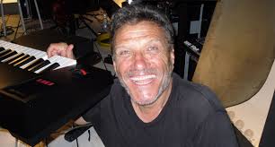 Alan Farrington Official Web