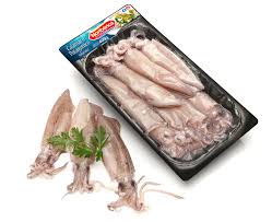 Tra i principi della cultura gastronomica di mare, il calamaro riveste il ruolo di grande versatilità nelle preparazioni culinarie; Calamaro Patagonico Intero Noriberica