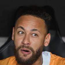 Neymar critica lista e pede Ceni e Marcos entre maiores goleiros do futebol