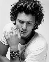 Actors Orlando Bloom Orlando Bloom Hair Orlando Bloom Beard Orlando Bloom S Frisuren Manner Locken Locken Frisuren Manner Frisuren