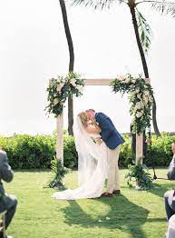 Elegant Oahu Destination Wedding Via Magnolia Rouge Oahu Wedding Hawaii Destination Wedding Destination Wedding