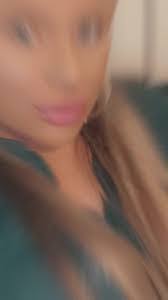 Jodie Lambert's Instagram, Twitter & Facebook