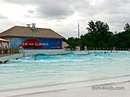 Tips 4 A Family Fun Day At Adventureland And Adventure Bay Dsm4kids