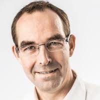 ADR] Avoid the need to provide persistable reference information (Unit  system, Coordinate Reference System) (#44) · Issue · osdu/platform/home