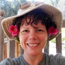 Jennifer Leandro (@JenLeandro)