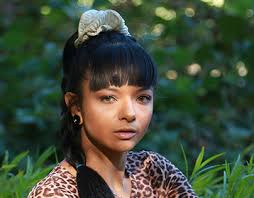 Alysia Projects :: Photos, videos, logos, illustrations and branding ::  Behance