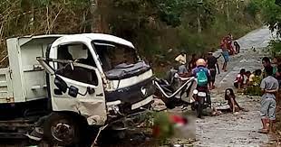 Ya, galeri ini memang menampilkan kurang lebih 90 mobil antik milik hartawan setjodiningrat. Bride Among 13 Killed In Philippine Truck Accident Police