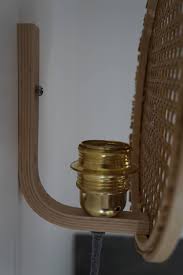 Diy Une Applique Minimaliste En Cannage Hello Blogzine Blog Deco Lifestyle Www Hello Hello Fr En 2020 Diy Deco Murale Diy Applique Murale Diy