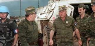 The accused radovan karadzic was born on 19 june 1945 in the municipality of šavnik, republic of montenegro. Mladic Se Enfrenta A Un Tribunal Que No Condeno A Sus Jefes Politicos