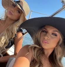 Isabella Barrett's Instagram, Twitter & Facebook