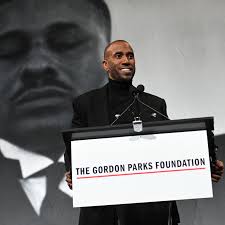 What Nikki Giovanni Taught Us About Resistance, Community, and Collective  Liberation