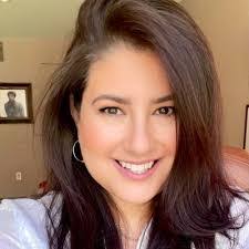 Fanny Hirsch's Instagram, Twitter & Facebook