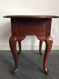 Every sofa's sidekick, end tables display decor, hold tv remotes and beverages, and round out seating ensembles in style. Vintage Queen Anne Style Broyhill Side Table Rerunroom Vintage Furniture Home Decor