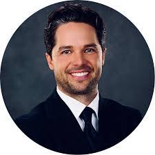 David Raft's Instagram, Twitter & Facebook