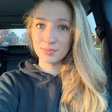 Janice Brunelle's Instagram, Twitter & Facebook