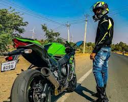 Best results price ascending price descending latest offers first mileage ascending mileage descending power ascending power descending first. 2 Weeks Used Ninja Kasawaski Zx10r For Sale Bikes Scooters In Delhi 163598105 Clickindia