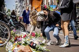 De vries is a household name for many in the netherlands. Netherlands Attack On Journalist Peter R De Vries No Story Is Worth As Much As My Life Der Spiegel