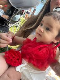 em.charicata (@em.charicata)