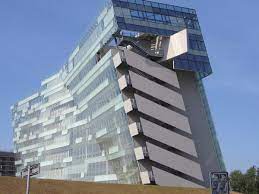 Preverite nova pravila pri potrjevanju plačil pri spletnih nakupih! Hypo Alpe Adriabank Headquarters Italien Fiandre