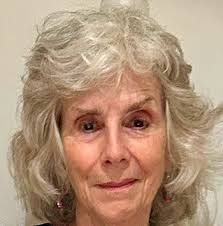 Geraldine Deluca's Instagram, Twitter & Facebook