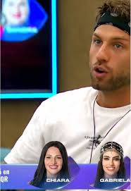 A Juan Pablo lo mandaron a lavar los platos.. 🍽️ 👁️ Mirá #GranHermano en  mitelefe.com/vivo y espiá la casa GRATIS las 24 horas por @DIRECTVLA  @DGO_Latam