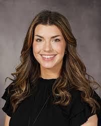 Marci Potts's Instagram, Twitter & Facebook