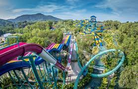 May 31, 2015 price range: Escape Penang Hotel Lone Pine Hotel