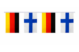 Deutschland ging von beginn an konzentriert ins spiel und ließ kaum chancen der favorisierten finnen zu. Freundschaftskette Deutschland Finnland 15 X 22 Cm Flaggenfritze De