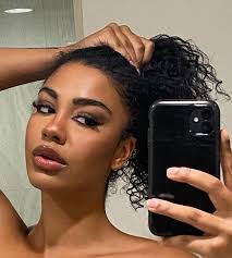 𝕮𝖍𝖑𝖔𝖊 𝖂𝖆𝖗𝖗𝖊𝖓