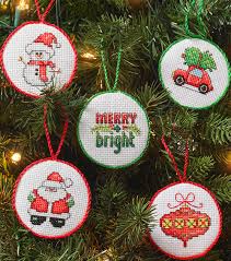 Plus, use our caption/border maker tool to chart your own words. Christmas Minis Ornaments Counted Cross Stitch Kit Joann