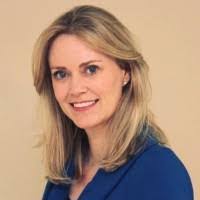 Kerri Savage's Instagram, Twitter & Facebook