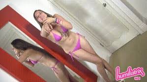 Laura Muller Porn GIFs | Pornhub