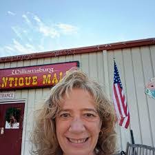 Jerry Brill's Instagram, Twitter & Facebook