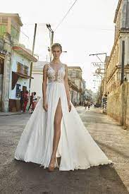 Calle Blanche Sophies Gown Shoppe Wedding Gowns Wedding Dresses Bridal Gowns