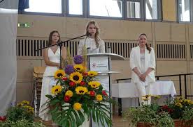 Verleihung der Abschlusszeugnisse