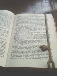 It Says Fingerprint A Handy Bookmark Just Snap It Right Around The Book And Point It To The Last Word You Read I Lo Book Worms Books To Read The Last