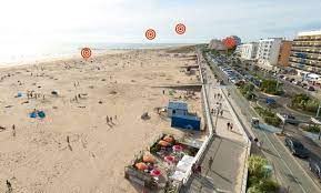 Although it is now known for its beautiful beach, my father often told me that when he was a kid, he used to playin the dunes. Decouvrez Saint Jean De Monts Dans Une Balade Virtuelle A 360 Le Courrier Vendeen