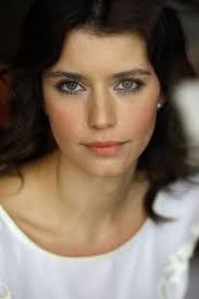 Actor With Green Eyes And Black Hair Green Eyes Dark Hair Female Green Eyes Dark Hair Green Eyes Beautiful Women Faces