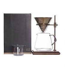 The brass of the brewer stand is blasted to suit a vintage style. Slow Coffee Style Brewer Stand Set 4 Cups Gold Kinto