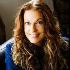 Tracy Kersey's Instagram, Twitter & Facebook