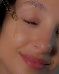 Nosso Sérum já é o queridinho em todo o Brasil! ☕️✨ E por aí, você já  testou também? Marca a gente nos stories 🩵