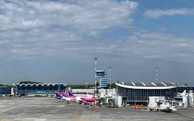 Post right here on our page. Incep LucrÄƒrile De Modernizare A Pistei 2 A Aeroportului Otopeni Ultima ReparaÈ›ie CapitalÄƒ A Avut Loc In 1996