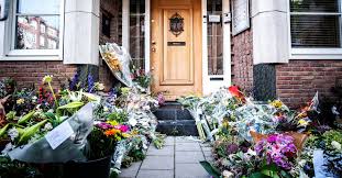 In een gesprek met 'de volkskrant' vertelt ze over het grote gemis en hun liefde. The Netherlands Gives Serious Crime Too Much Space Shows Attack On Peter R De Vries Ruetir