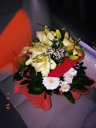 Romantic happy birthday messages for your boyfriend. Flower For You Gf In Car Flowers Bouquet Flowers Birthday Wallpaper