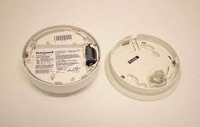 Read our tips to check and test that your smoke detectors are always working properly. Smoke Detector Northstar Home Support 800 775 7827