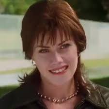 Vicky Valle's Instagram, Twitter & Facebook