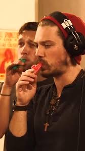 Behind the scenes of the serious musical artistry that birthed our 2016  Members EP, Loud. We won’t be kazooing around for this year’s EP, but  HANSON.net Members will soon get access to ‘Underneath: ...