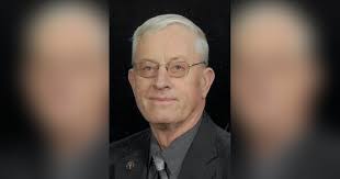 Robert Duling's Instagram, Twitter & Facebook