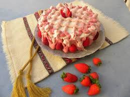It is often flavoured with liqueur and lightened with whipped cream but as i didn't have any complementing liqueur on hand so i omitted the liqueur. Strawberry Bavarian Cream Cake Kopiaste To Greek Hospitality